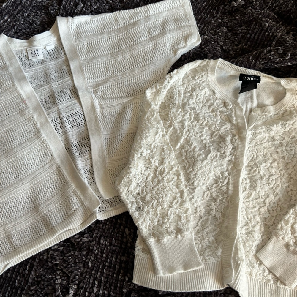 Lightweight sweaters